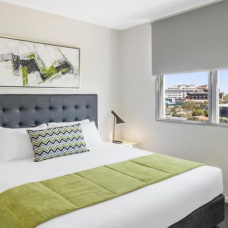 Oaks Brisbane Woolloongabba Suites Kamer foto