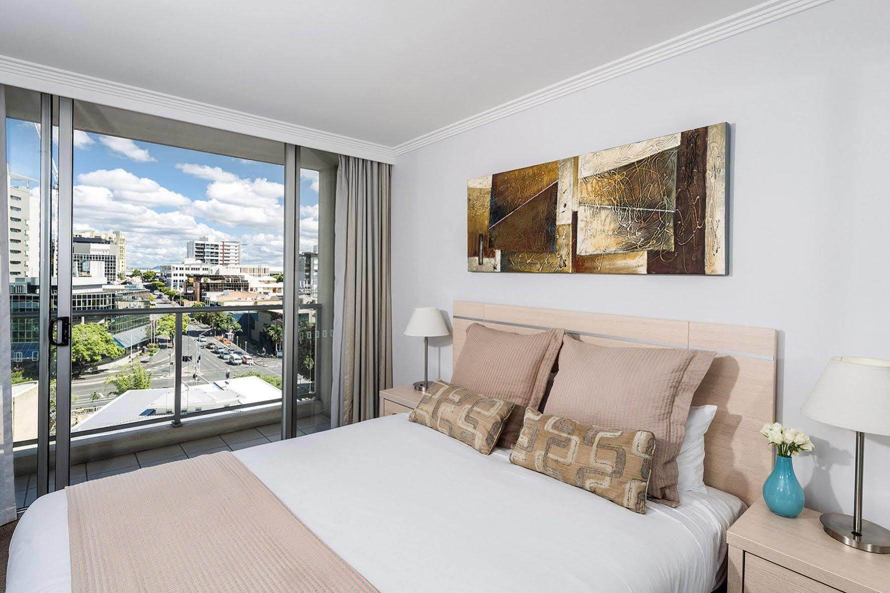 Oaks Brisbane Woolloongabba Suites Buitenkant foto